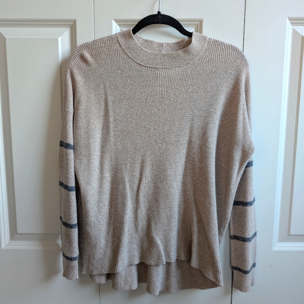 American Eagle Jegging Fit Sweater